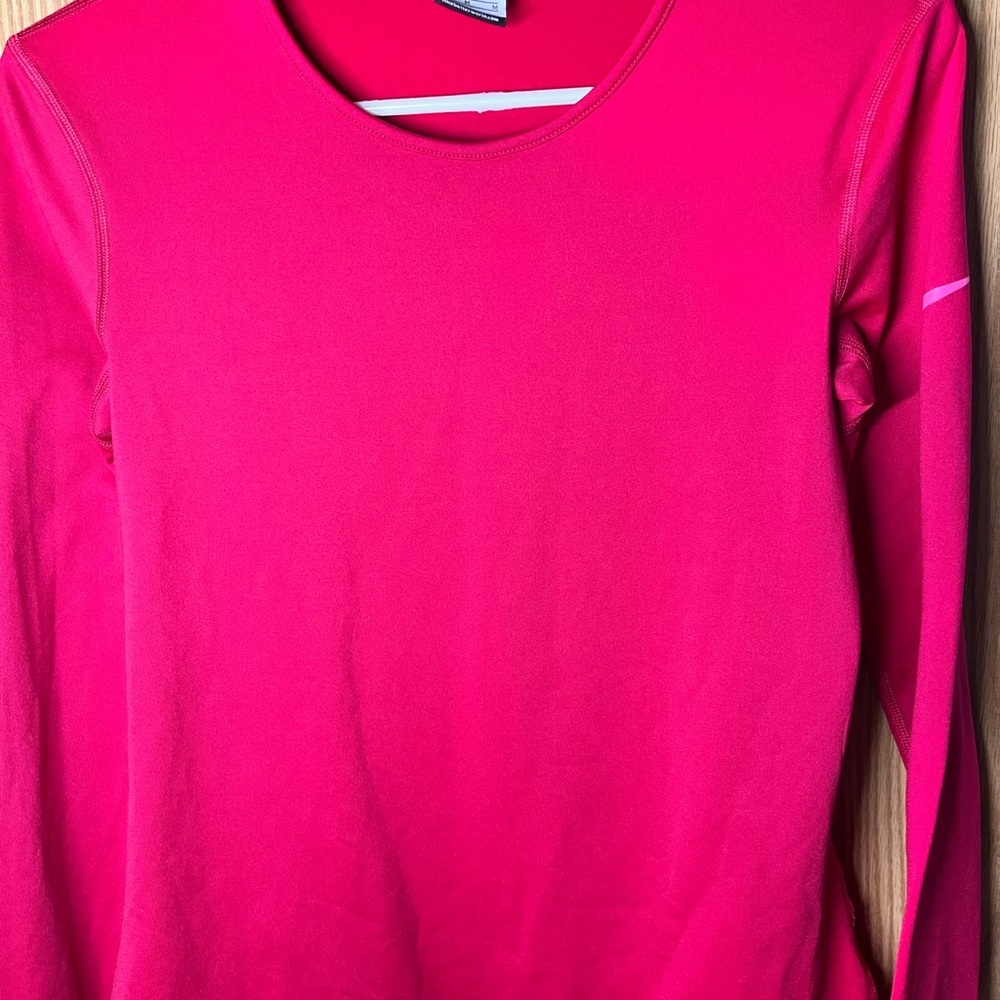 Nike PRO RUNNING Long Sleeve - Picture 2 of 5